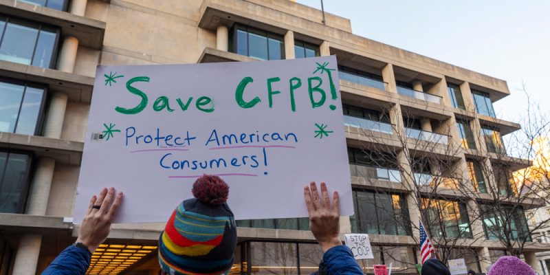 15biz-cfpb-5-bhvw-facebookJumbo.jpg