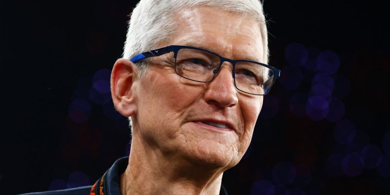 1738081730-Tim-Cook-GettyImages-2188464986.jpg