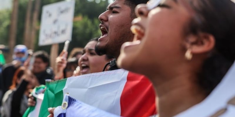 LA_Trump_Immigration_protest_GettyImages-2196980010.jpg