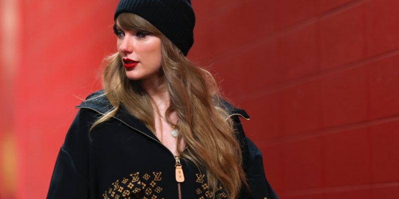 Taylor-swift-chiefs-game-jan-26-2025-billboard-1548.jpg