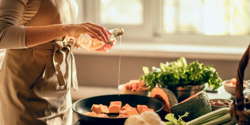 cooking-at-home-GettyImages-1954794693.jpg