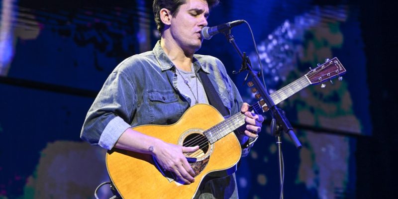 john-mayer-live-dec-2022-billboard-1548.jpg