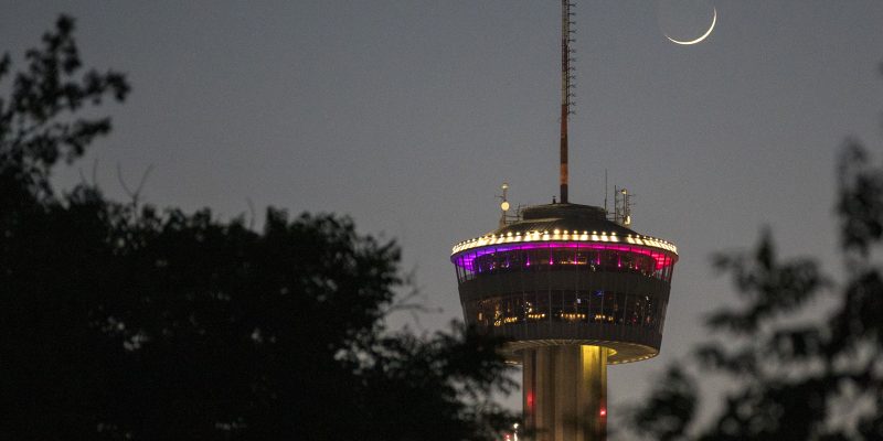 nickwagner-tower-of-americas-moon-feature-wild-art-30JUN22-1.jpg