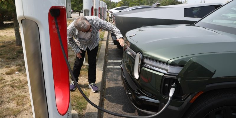 rivian-tesla-supercharger-Getty.jpg